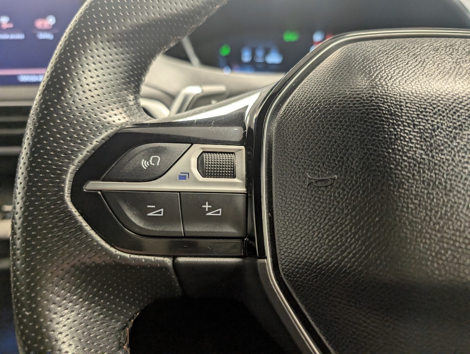 Used Peugeot 3008 2017 for sale - 76507534: Photo 38