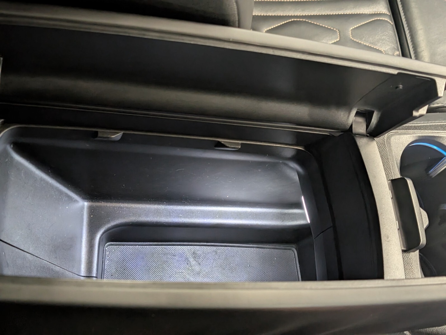 Used Peugeot 3008 2017 for sale - 76507534: Photo 48