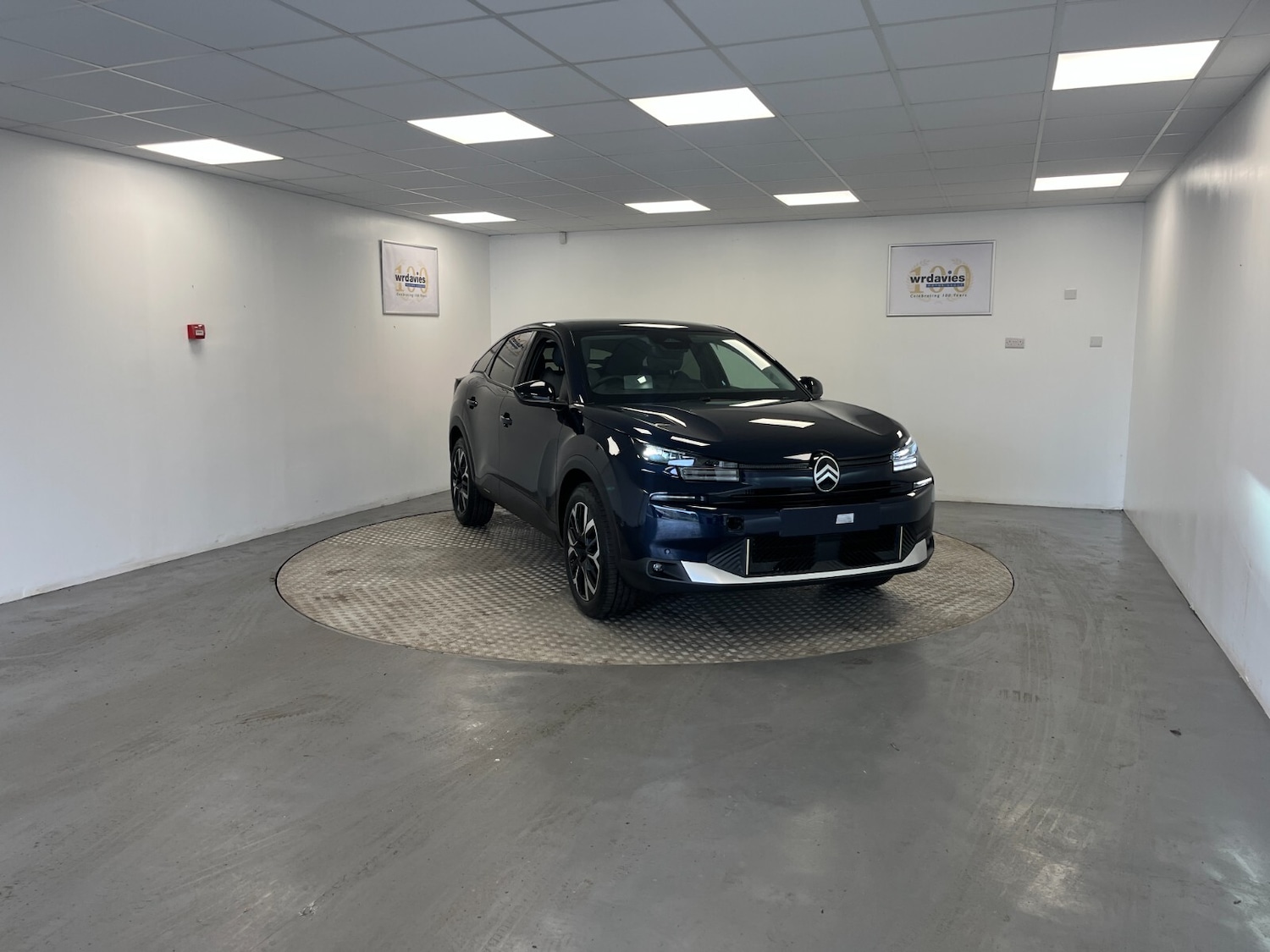 Used Citroen C4 2025 for sale - 76276360: Photo 1