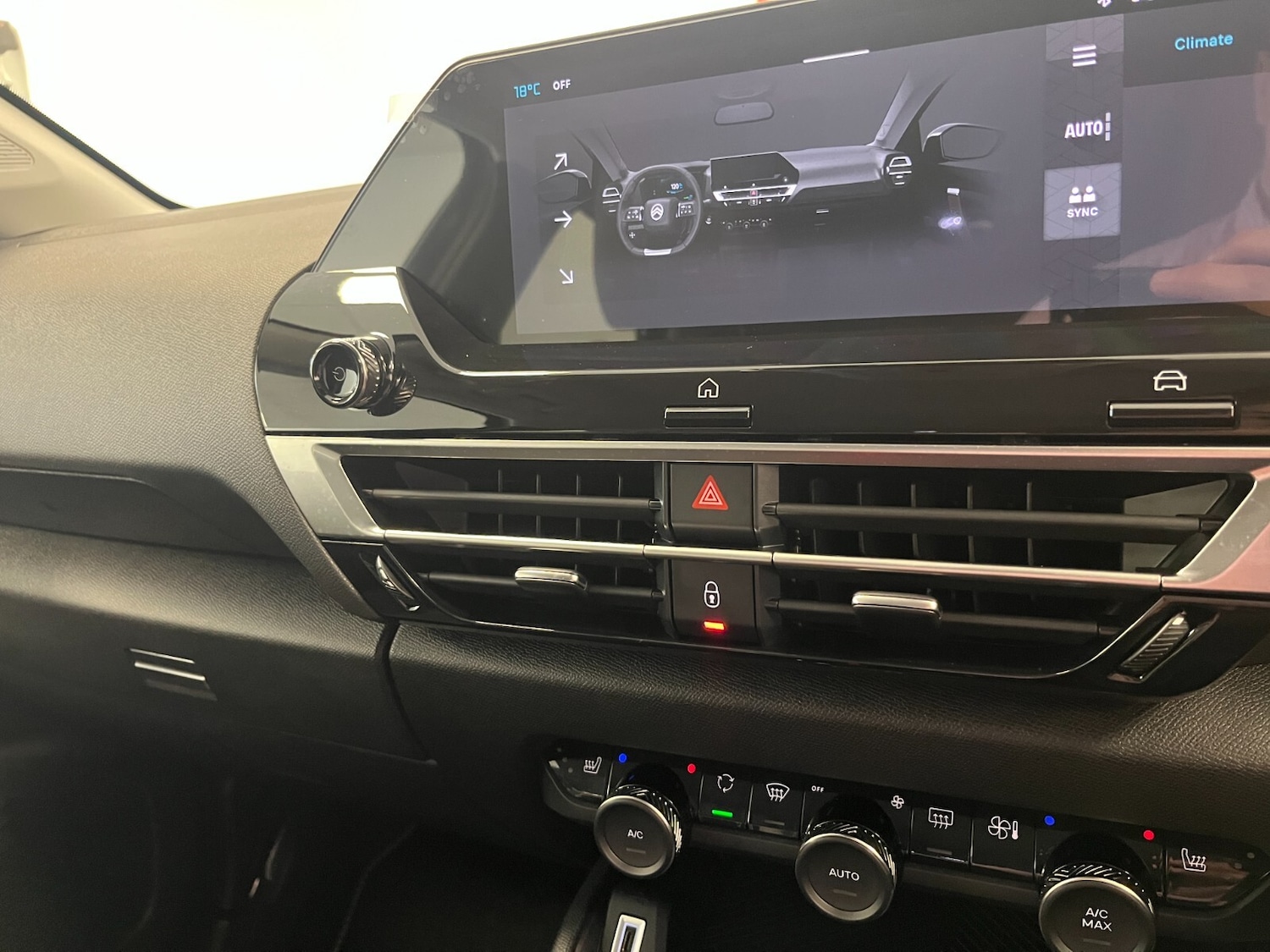 Used Citroen C4 2025 for sale - 76276360: Photo 47