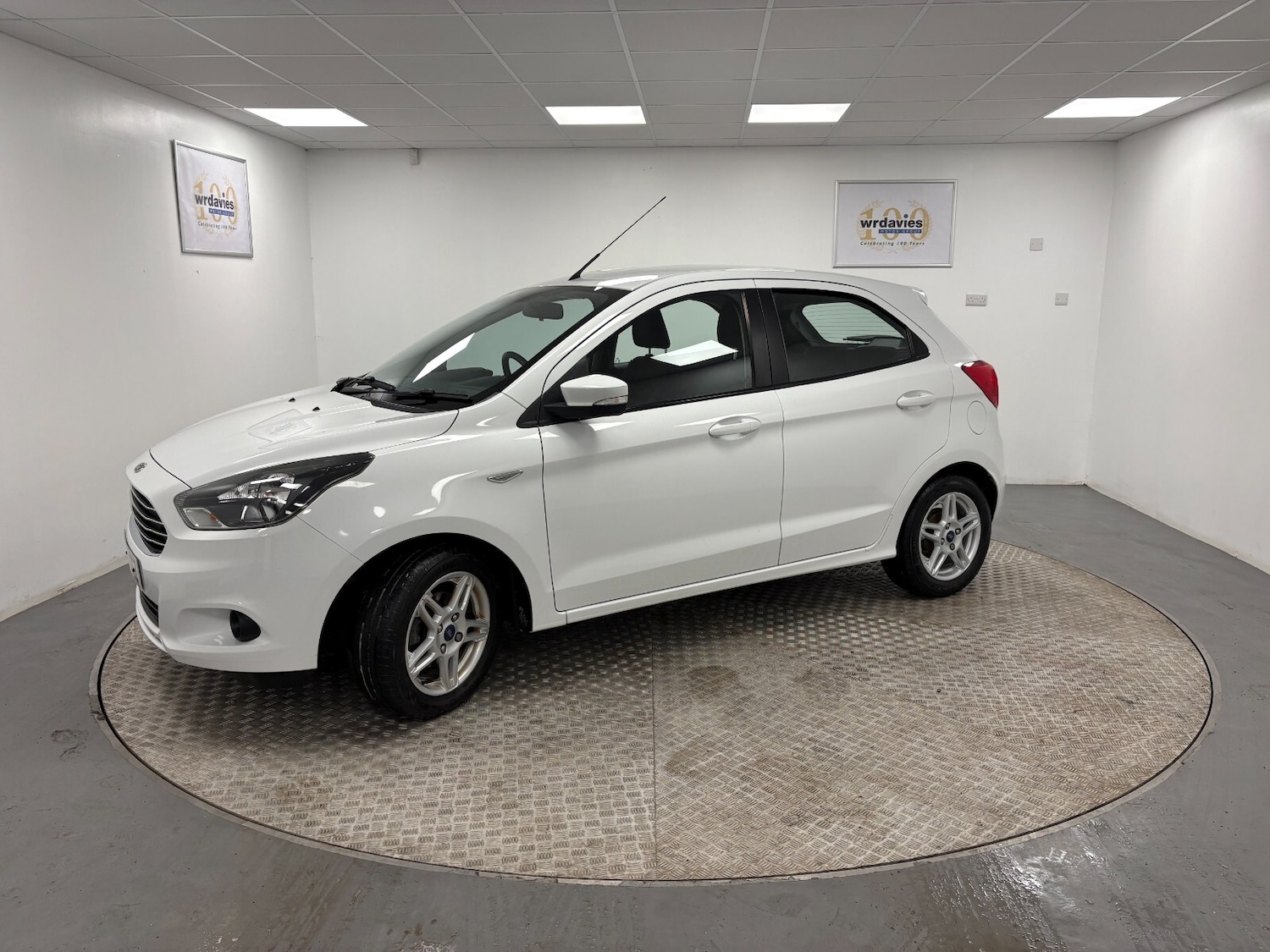 Used Ford Ka+ 2017 for sale - 77170440: Photo 10