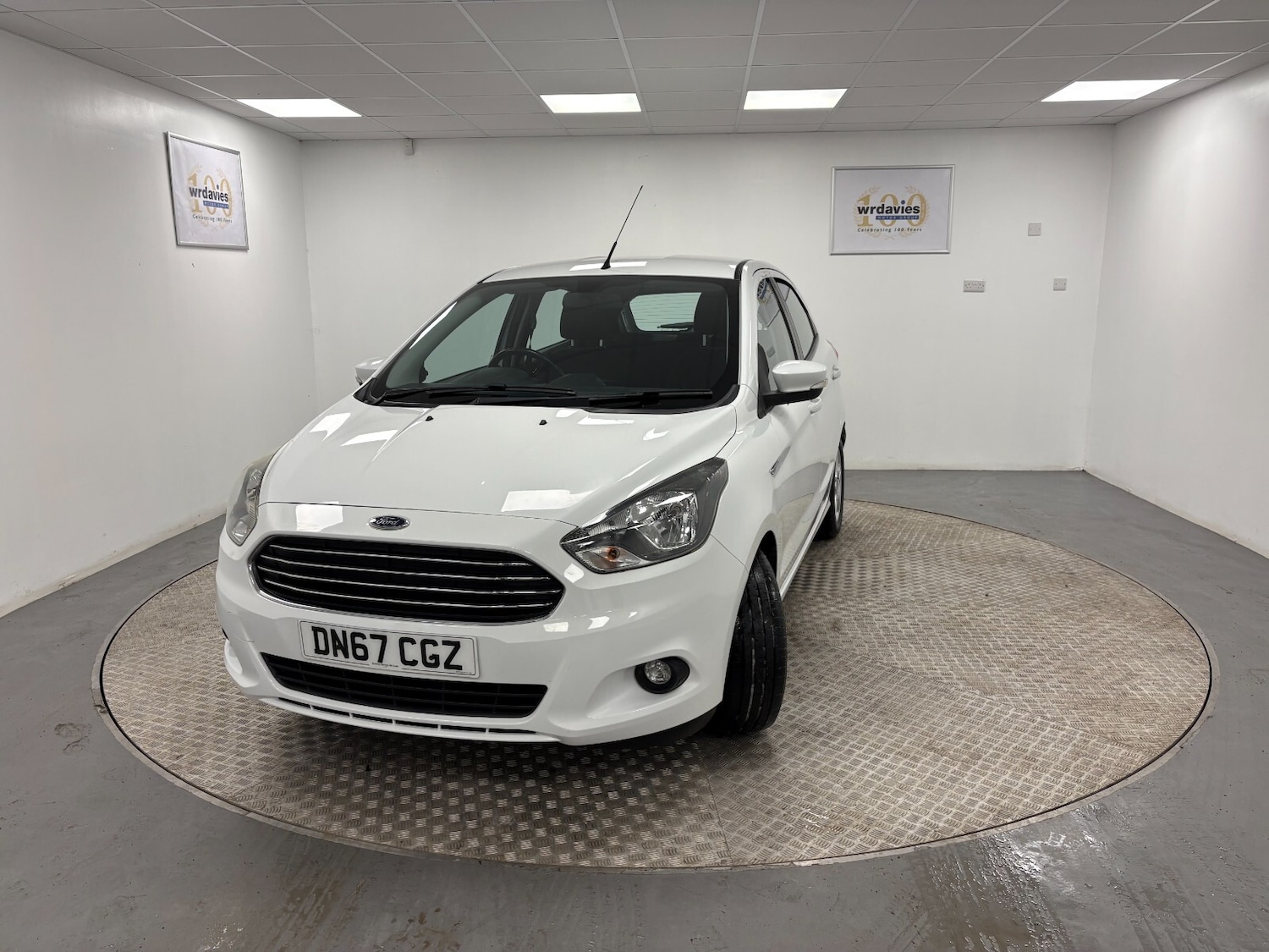 Used Ford Ka+ 2017 for sale - 77170440: Photo 11