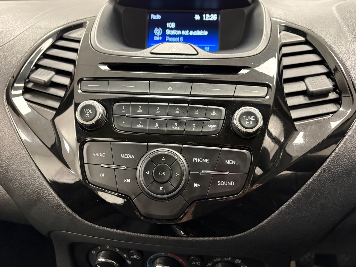 Used Ford Ka+ 2017 for sale - 77170440: Photo 20