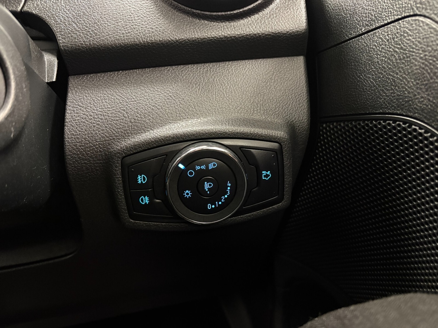 Used Ford Ka+ 2017 for sale - 77170440: Photo 26