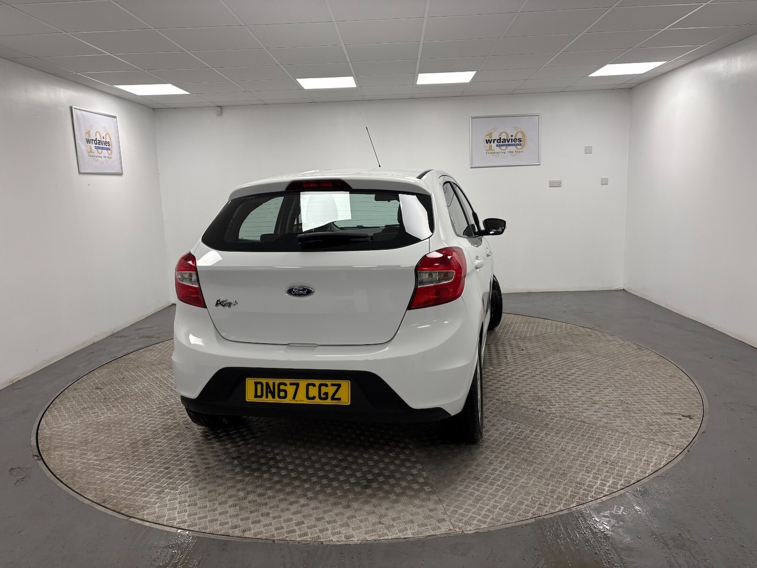 Used Ford Ka+ 2017 for sale - 77170440: Photo 6