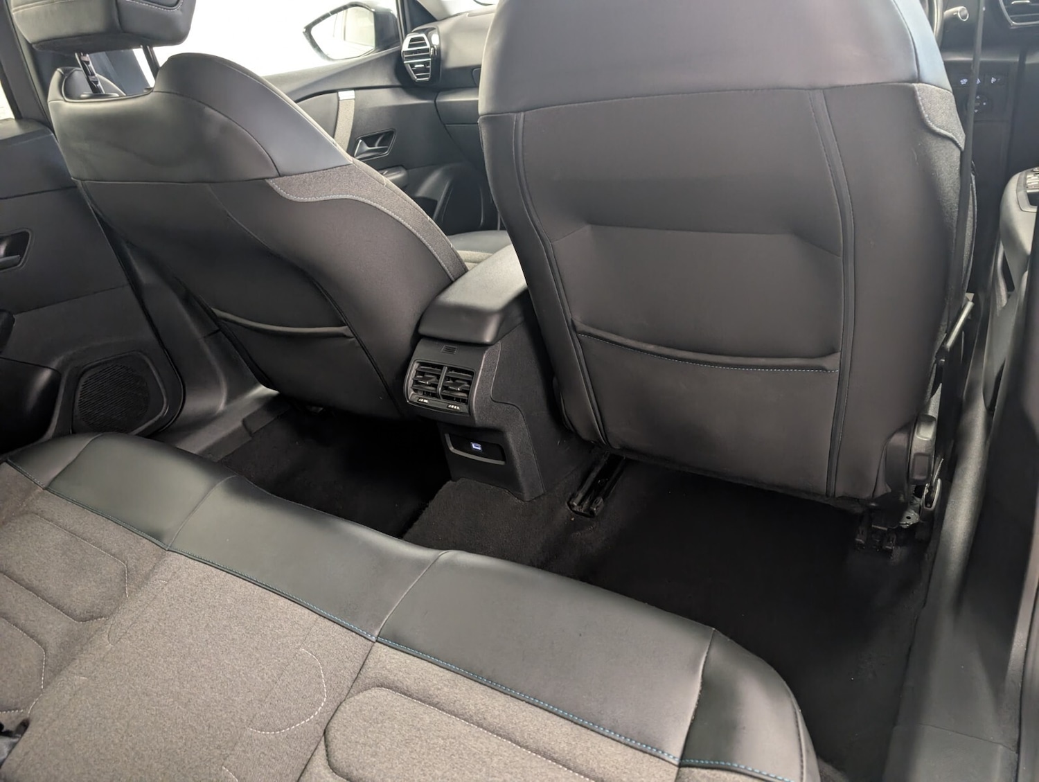 Used Citroen C4 2021 for sale - 76834855: Photo 27