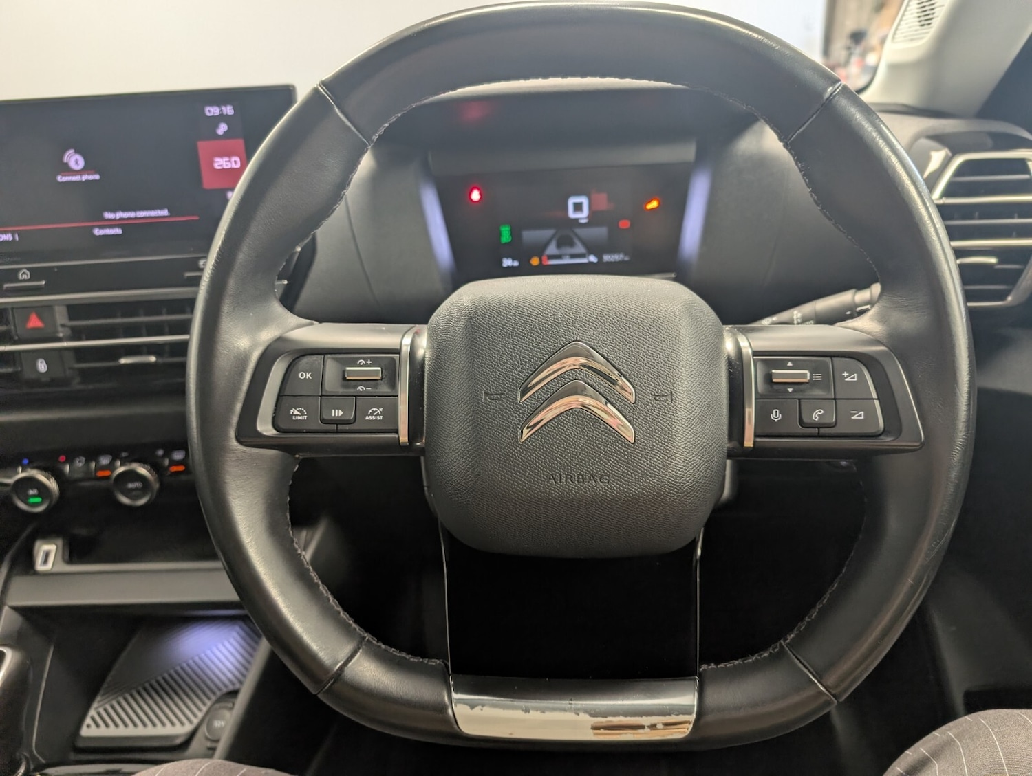 Used Citroen C4 2021 for sale - 76834855: Photo 32