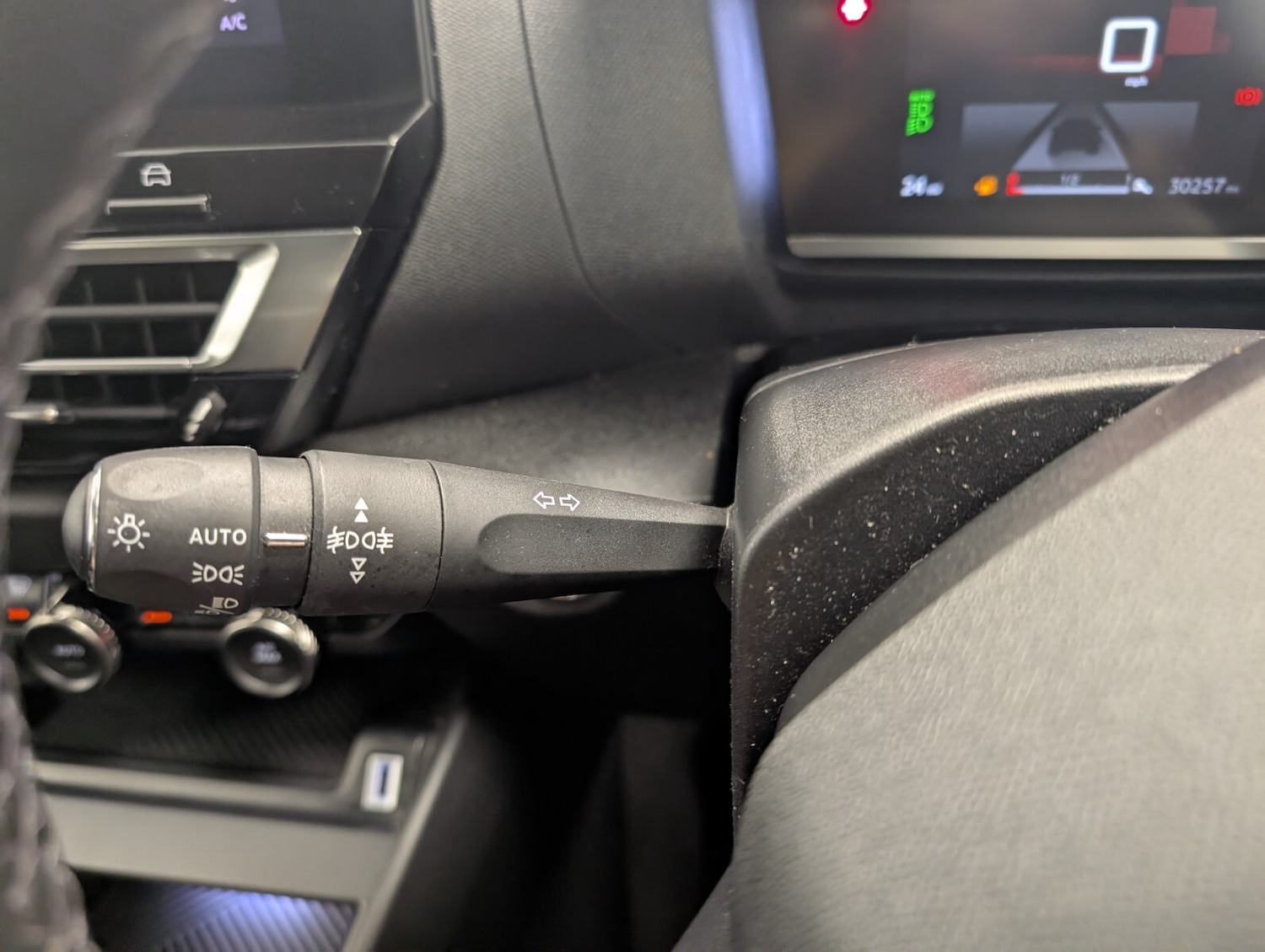 Used Citroen C4 2021 for sale - 76834855: Photo 35