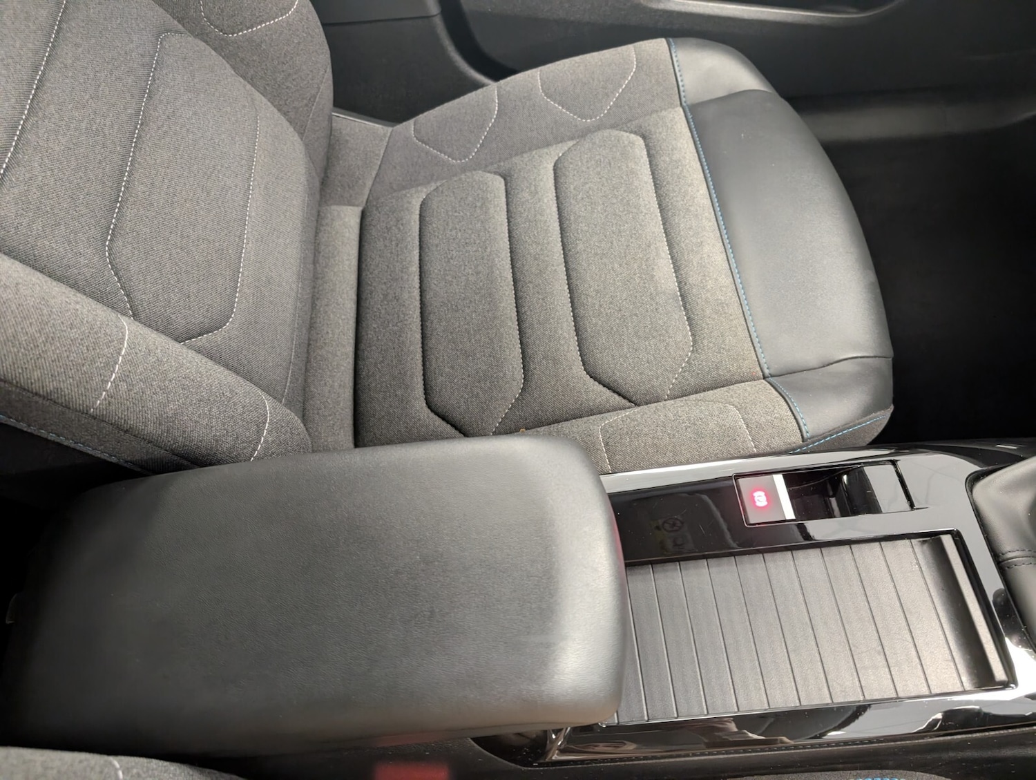 Used Citroen C4 2021 for sale - 76834855: Photo 42