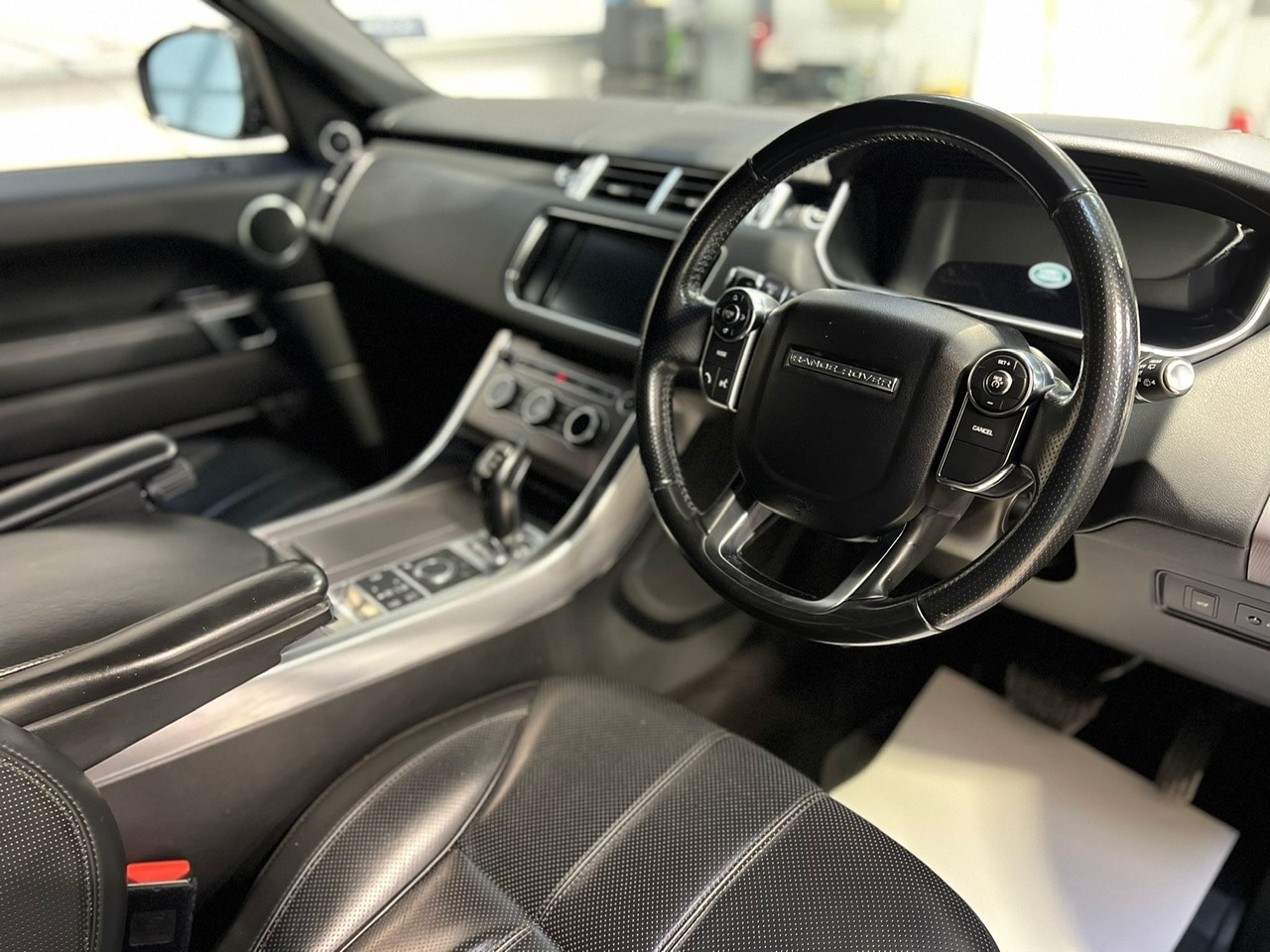 Used Land Rover Range Rover Sport 2015 for sale - 76687533: Photo 10