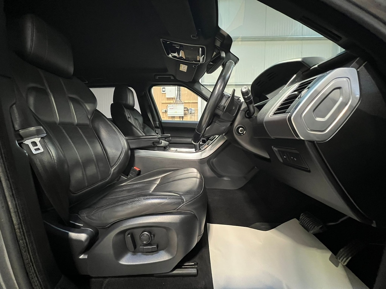 Used Land Rover Range Rover Sport 2015 for sale - 76687533: Photo 15