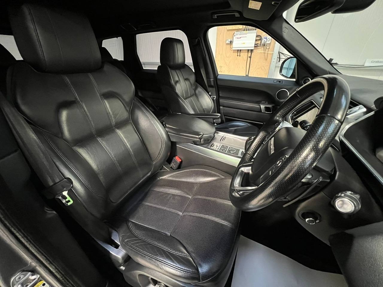 Used Land Rover Range Rover Sport 2015 for sale - 76687533: Photo 17