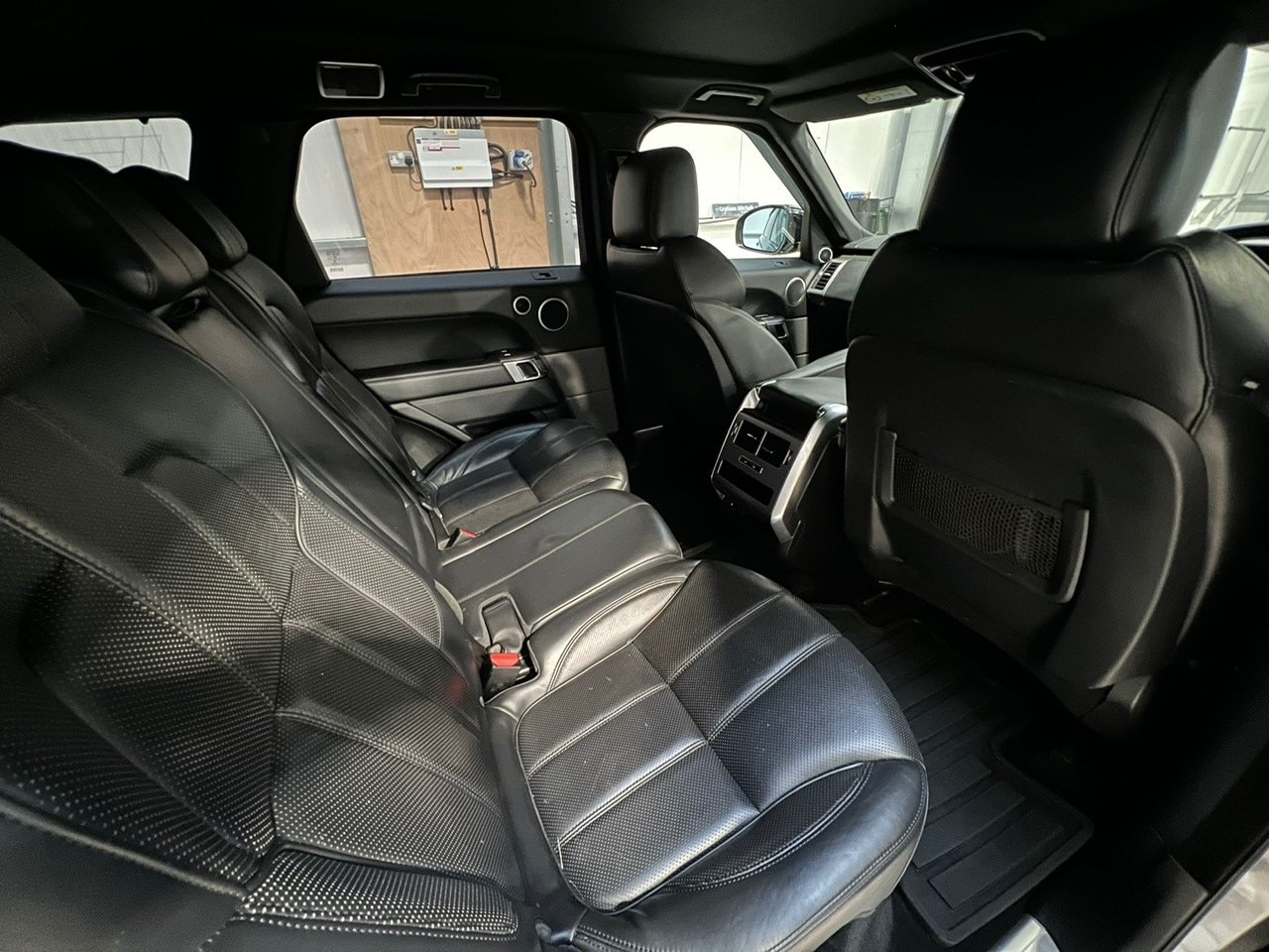 Used Land Rover Range Rover Sport 2015 for sale - 76687533: Photo 24