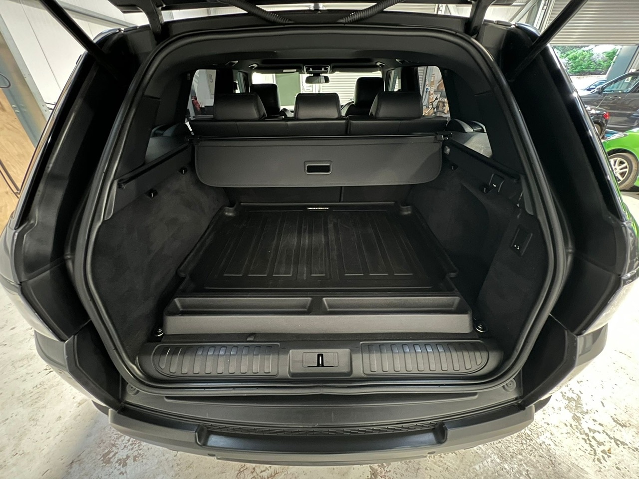 Used Land Rover Range Rover Sport 2015 for sale - 76687533: Photo 32