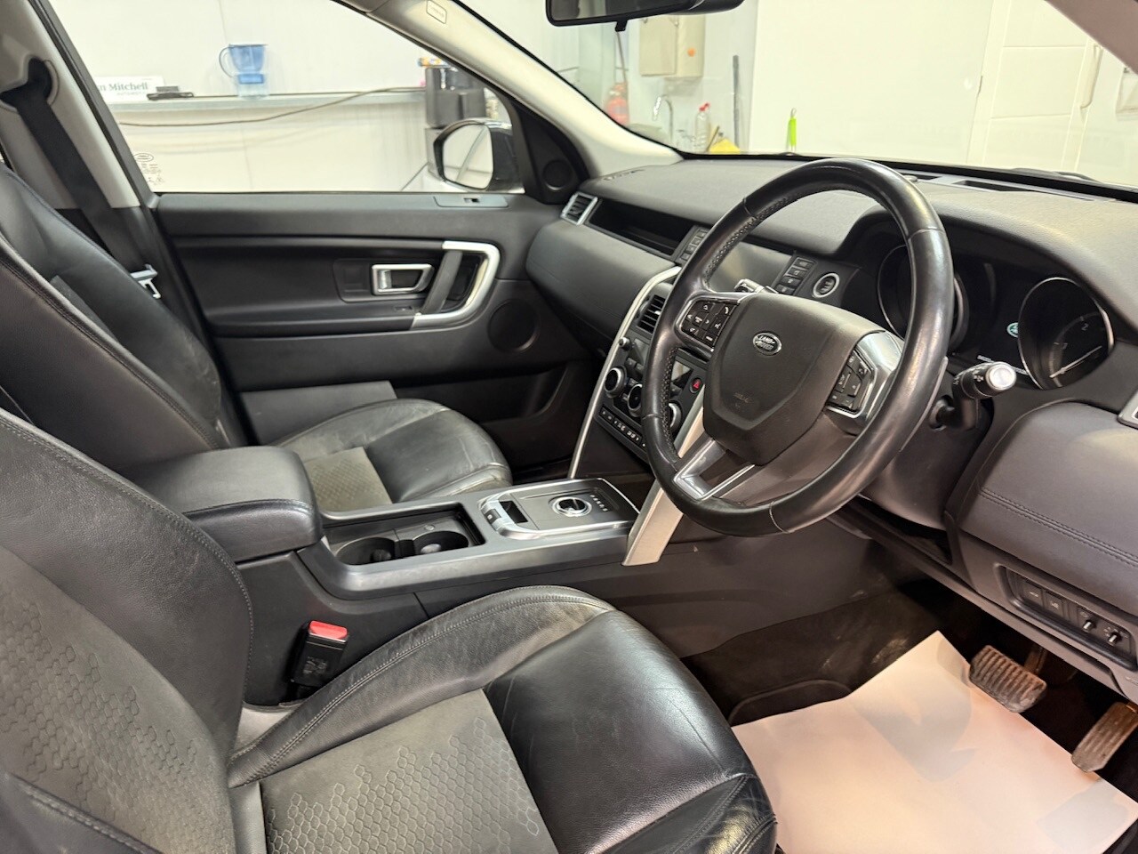 Used Land Rover Discovery Sport 2017 for sale - 77934832: Photo 16