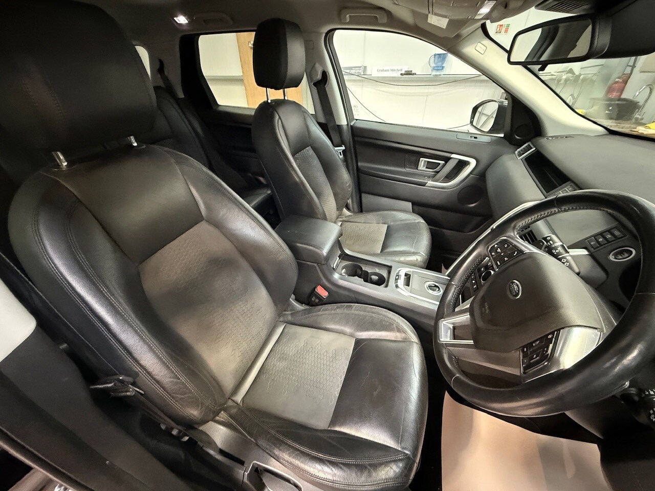 Used Land Rover Discovery Sport 2017 for sale - 77934832: Photo 18