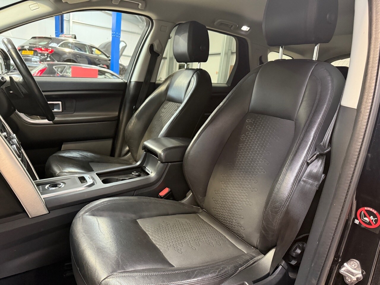 Used Land Rover Discovery Sport 2017 for sale - 77934832: Photo 21