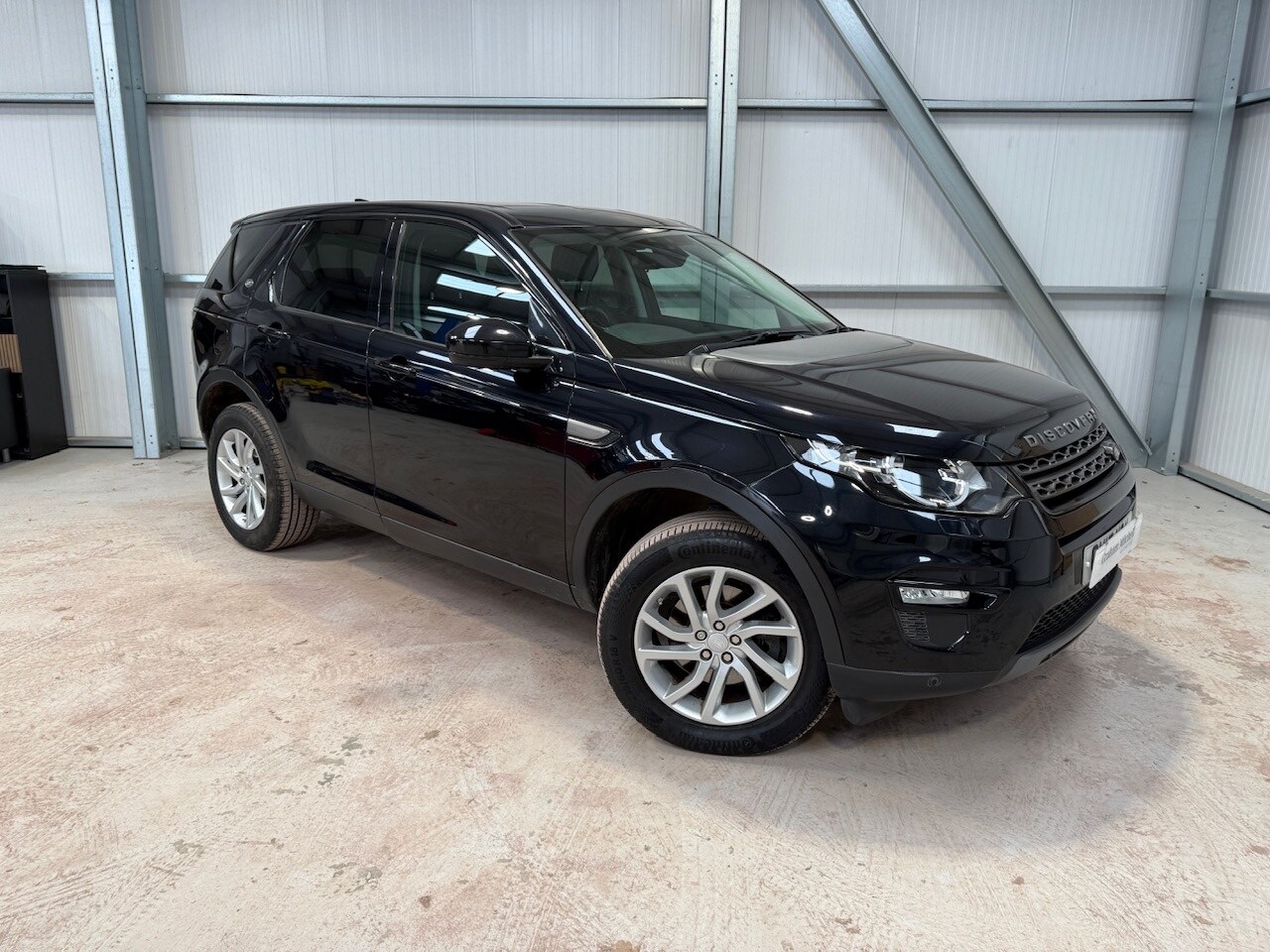 Used Land Rover Discovery Sport 2017 for sale - 77934832: Photo 40