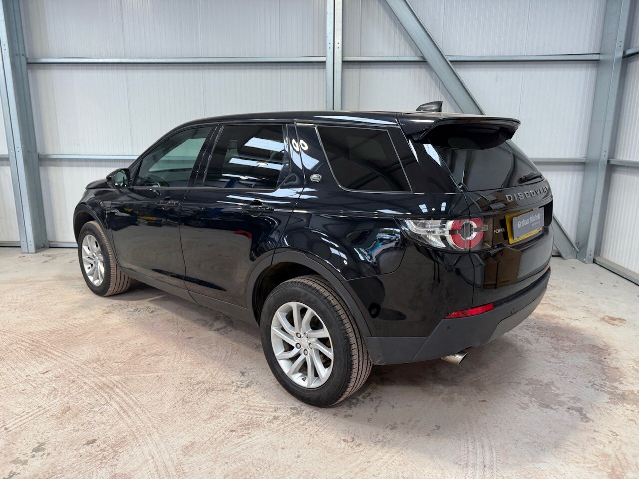 Used Land Rover Discovery Sport 2017 for sale - 77934832: Photo 46