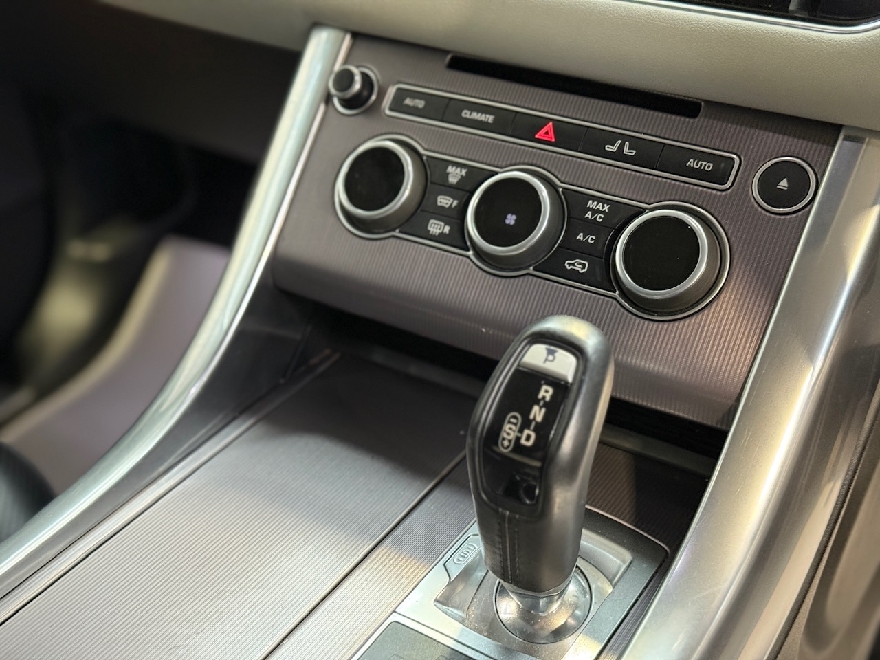 Used Land Rover Range Rover Sport 2015 for sale - 77934495: Photo 10