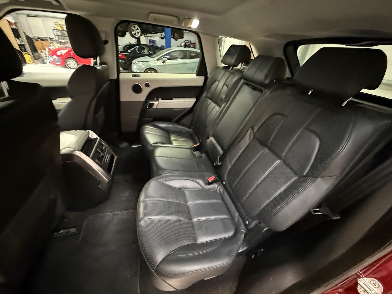 Used Land Rover Range Rover Sport 2015 for sale - 77934495: Photo 34