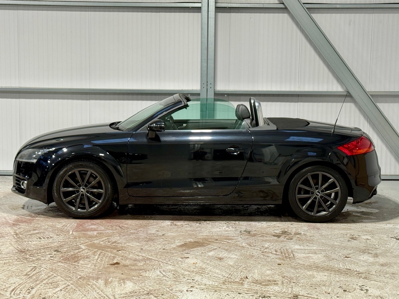 Used Audi TT 2011 for sale - 76749864: Photo 10
