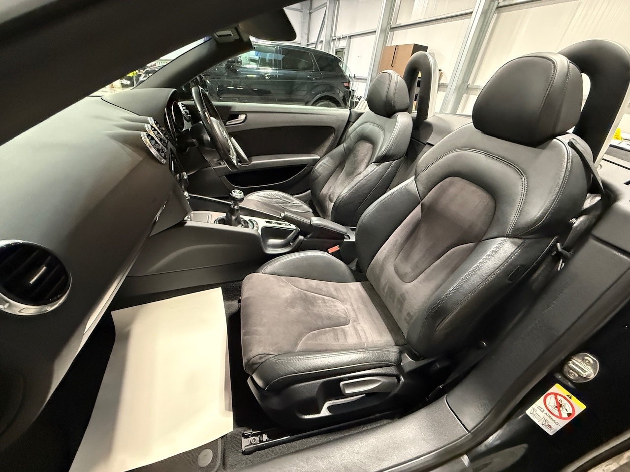 Used Audi TT 2011 for sale - 76749864: Photo 26