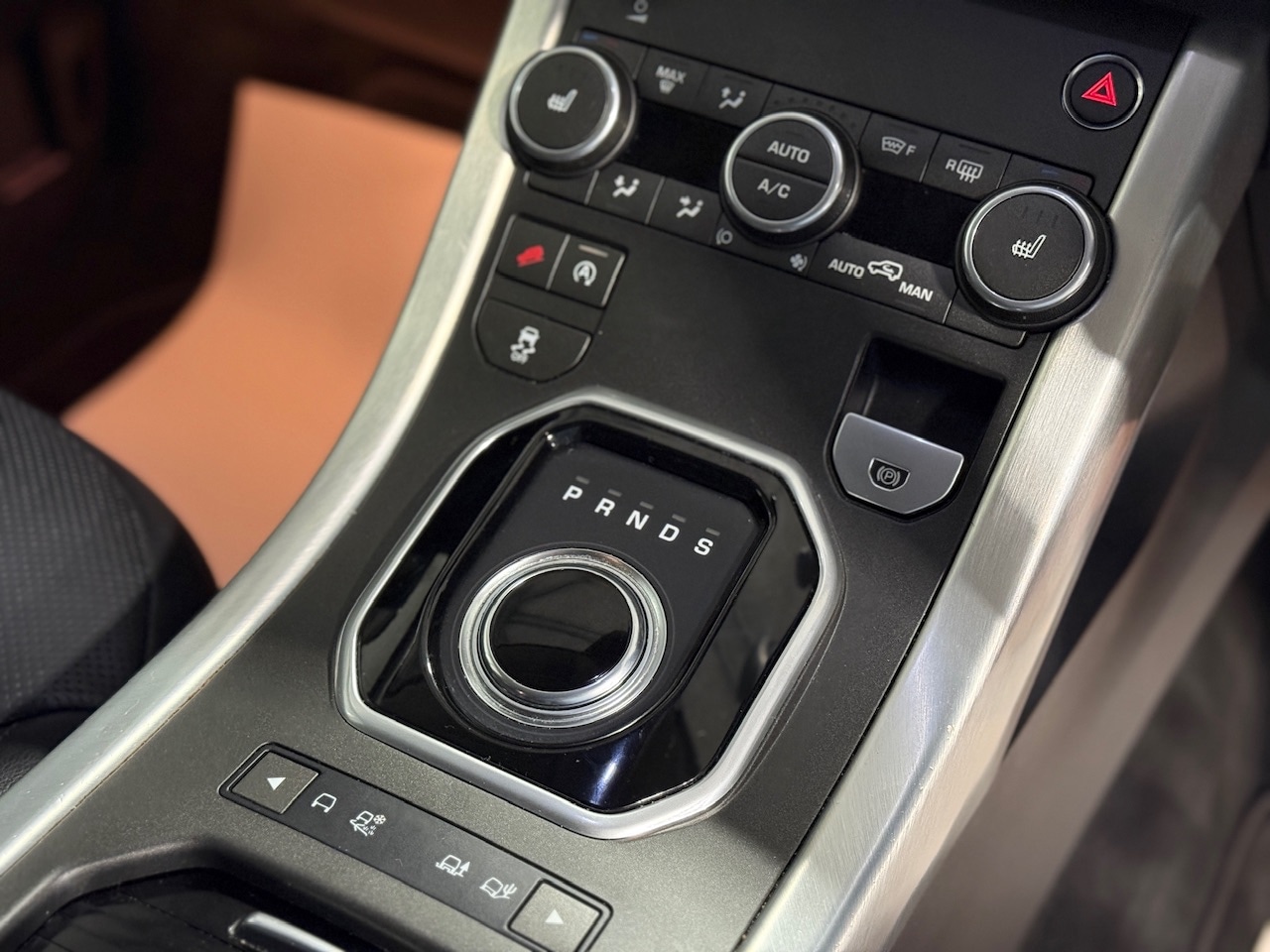 Used Land Rover Range Rover Evoque 2017 for sale - 76896879: Photo 11