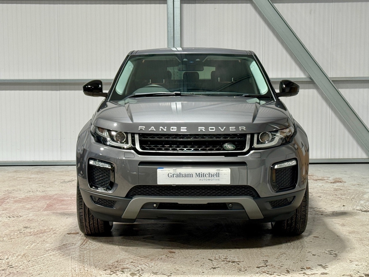 Used Land Rover Range Rover Evoque 2017 for sale - 76896879: Photo 2
