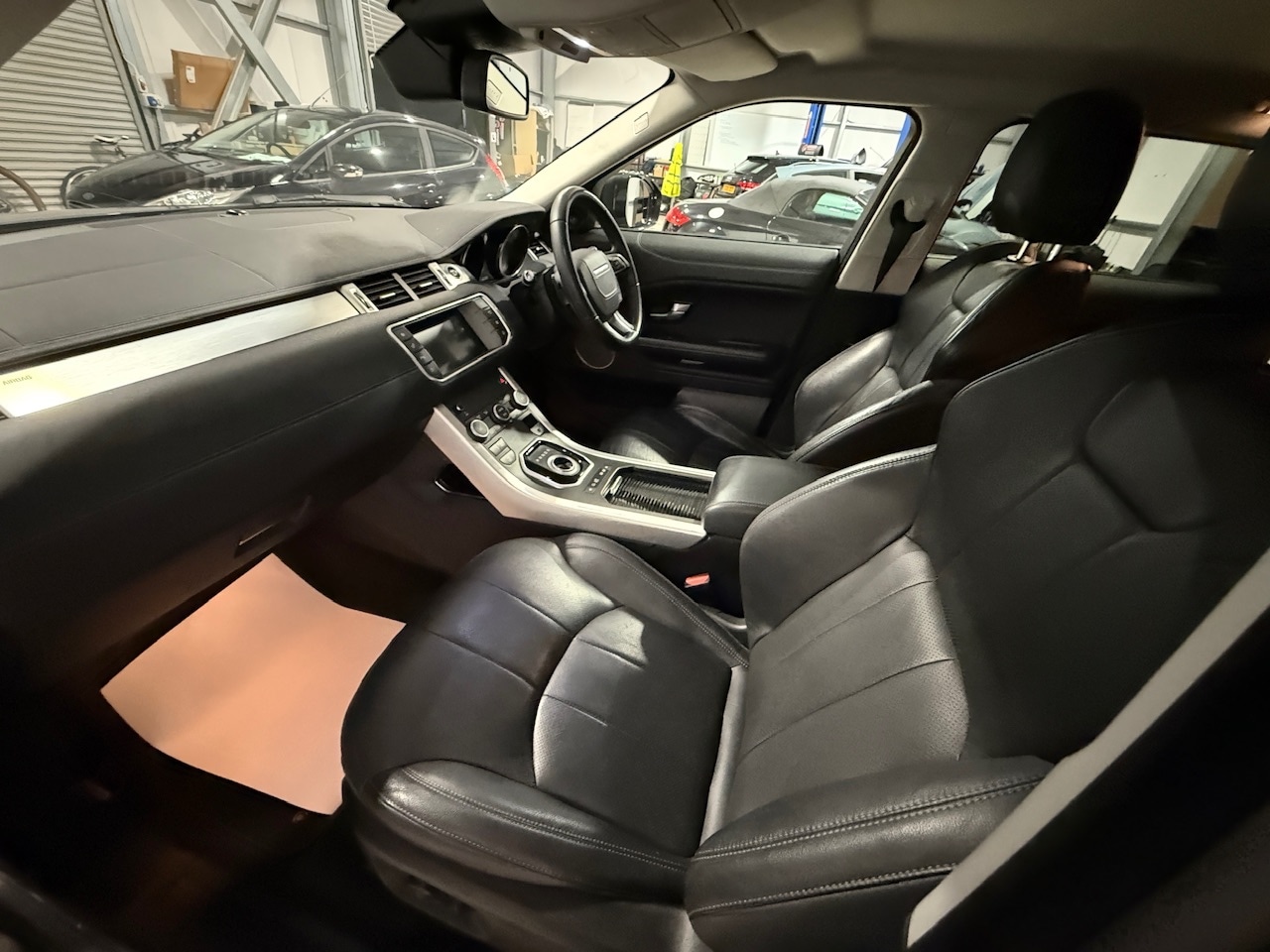 Used Land Rover Range Rover Evoque 2017 for sale - 76896879: Photo 24