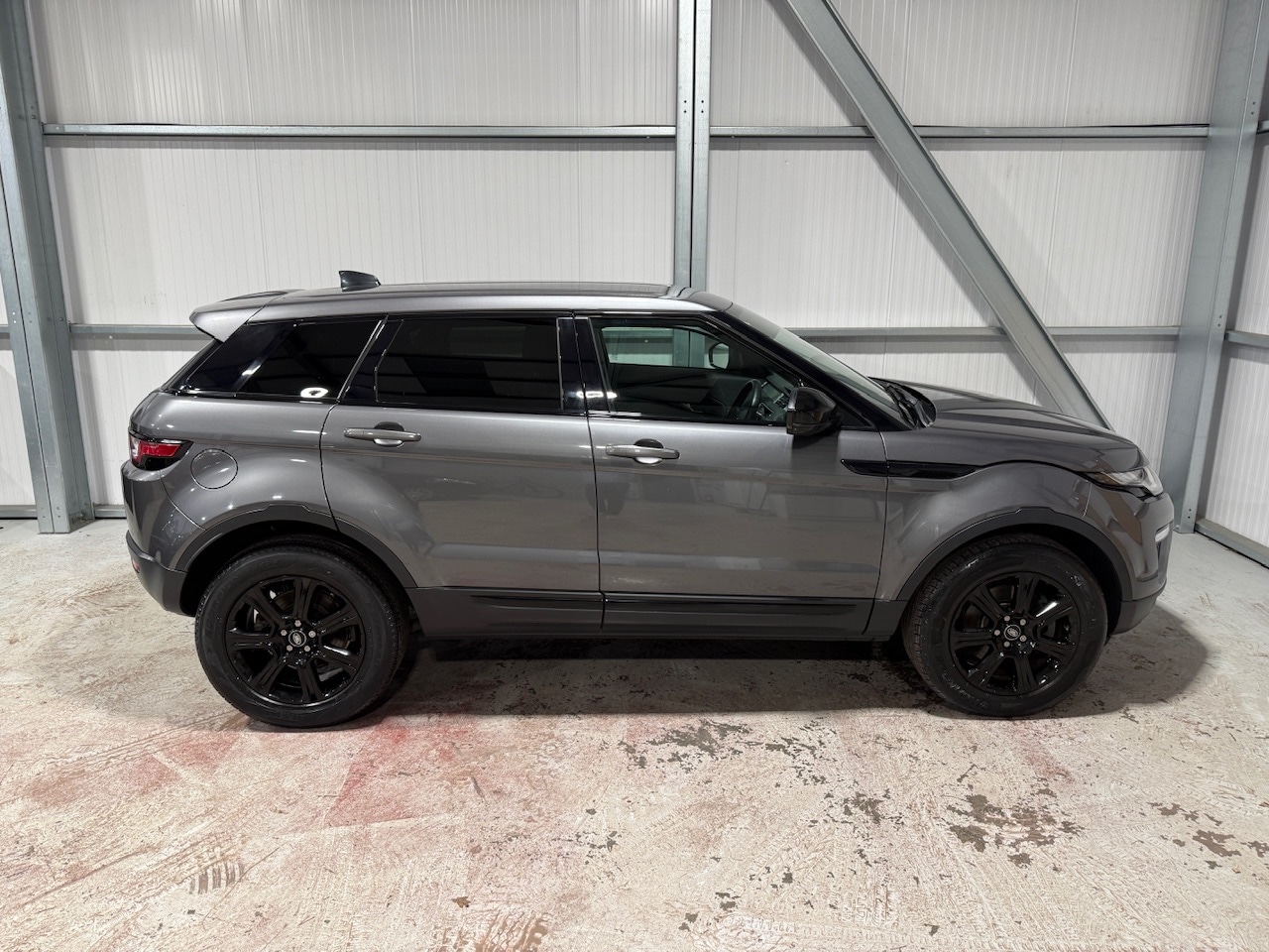 Used Land Rover Range Rover Evoque 2017 for sale - 76896879: Photo 45