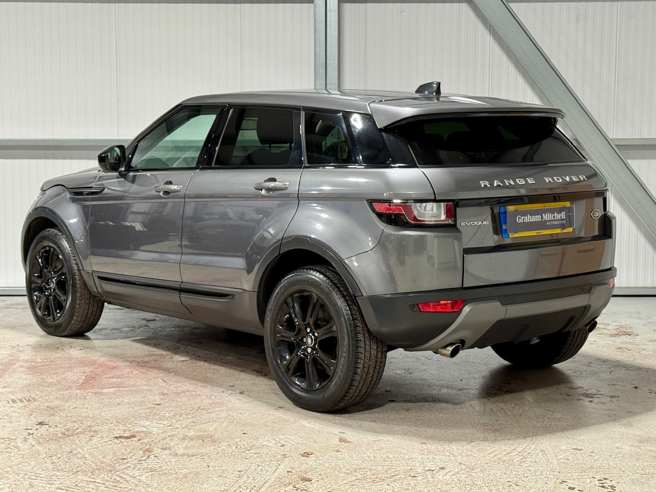 Used Land Rover Range Rover Evoque 2017 for sale - 76896879: Photo 7