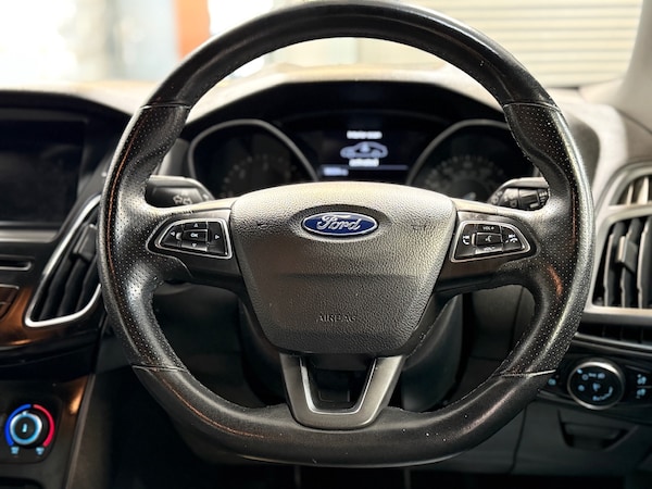 Used Ford Focus 2017 for sale - 75381776: Photo 15