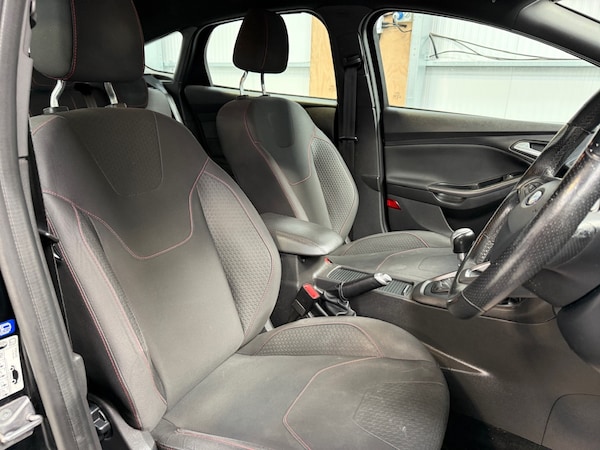 Used Ford Focus 2017 for sale - 75381776: Photo 16