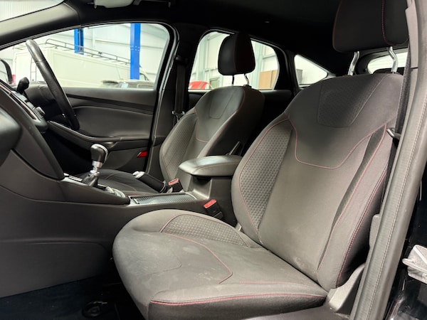 Used Ford Focus 2017 for sale - 75381776: Photo 22