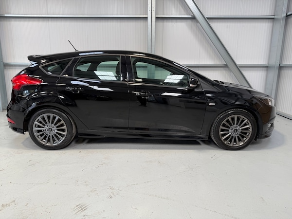 Used Ford Focus 2017 for sale - 75381776: Photo 43