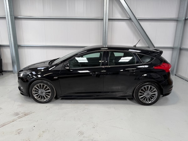 Used Ford Focus 2017 for sale - 75381776: Photo 52