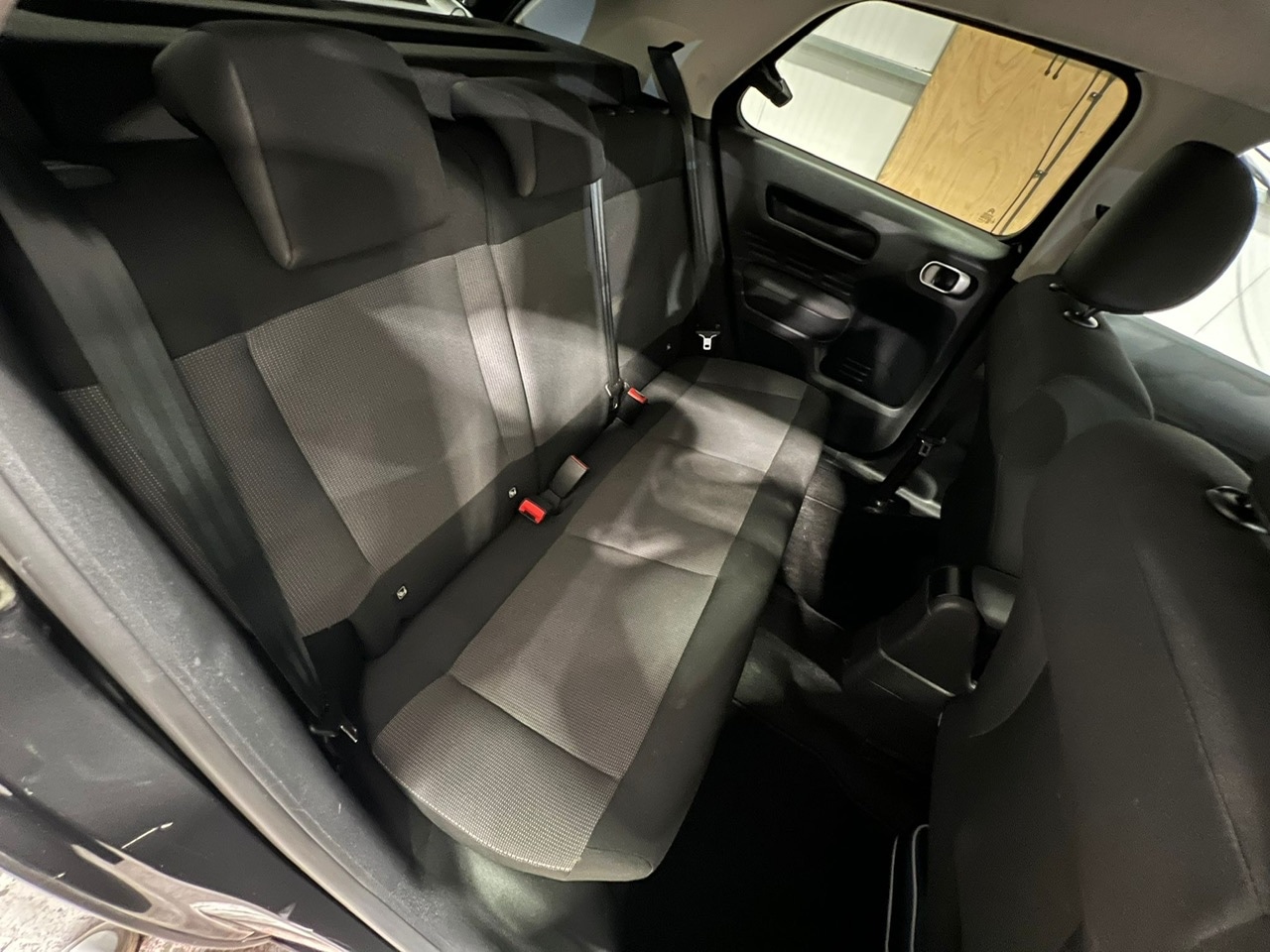 Used Citroen C4 Cactus 2017 for sale - 76748931: Photo 24