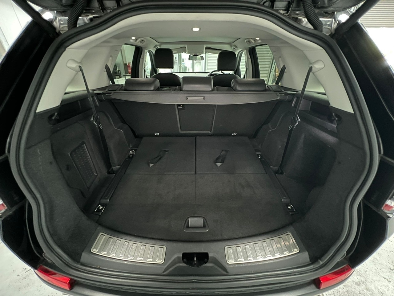 Used Land Rover Discovery Sport 2017 for sale - 76355368: Photo 33