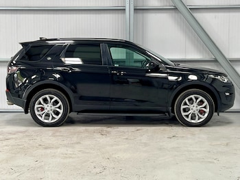 Used Land Rover Discovery Sport 2017 for sale - 76355368: Photo