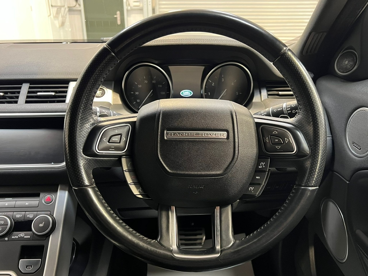 Used Land Rover Range Rover Evoque 2017 for sale - 76357003: Photo 14