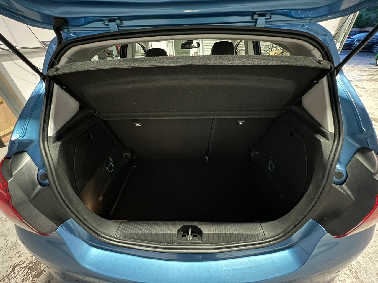 Used Vauxhall Corsa 2015 for sale - 76696295: Photo 32