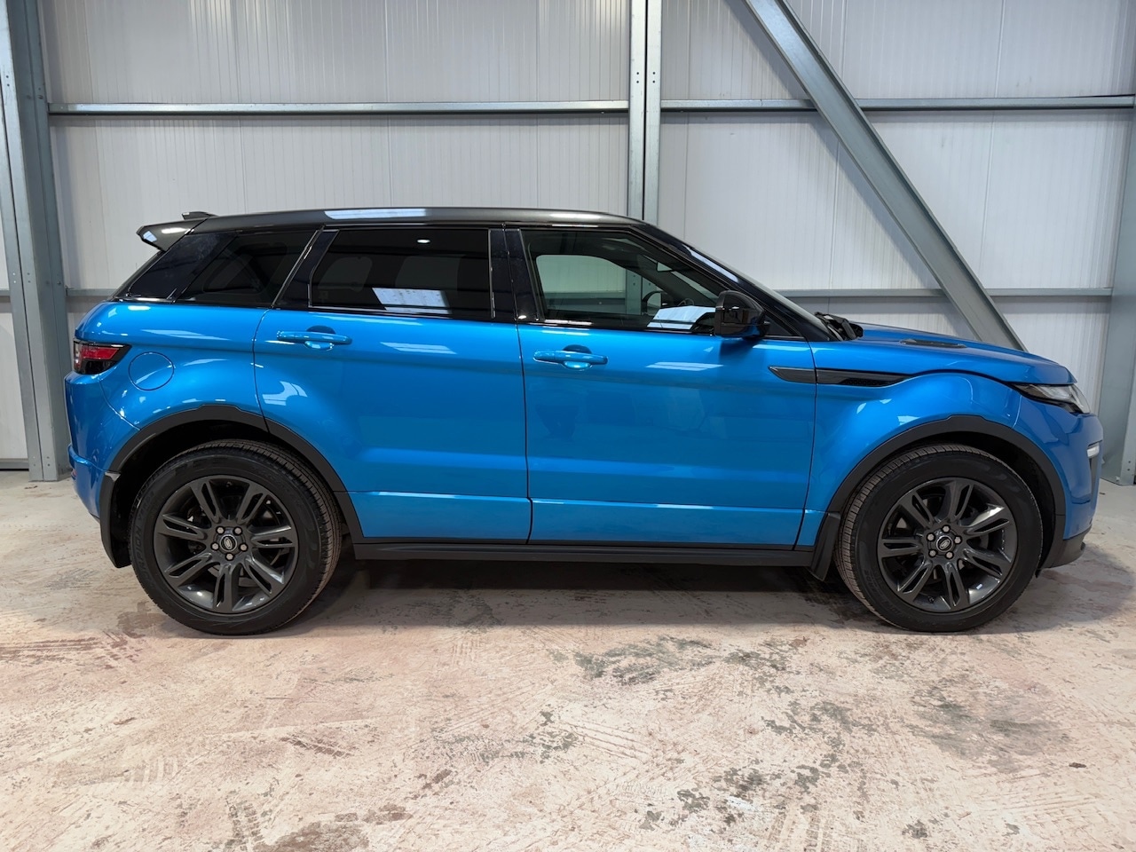Used Land Rover Range Rover Evoque 2019 for sale - 77962486: Photo 4