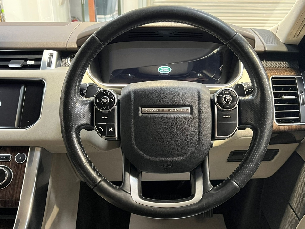 Used Land Rover Range Rover Sport 2014 for sale - 76363127: Photo 14