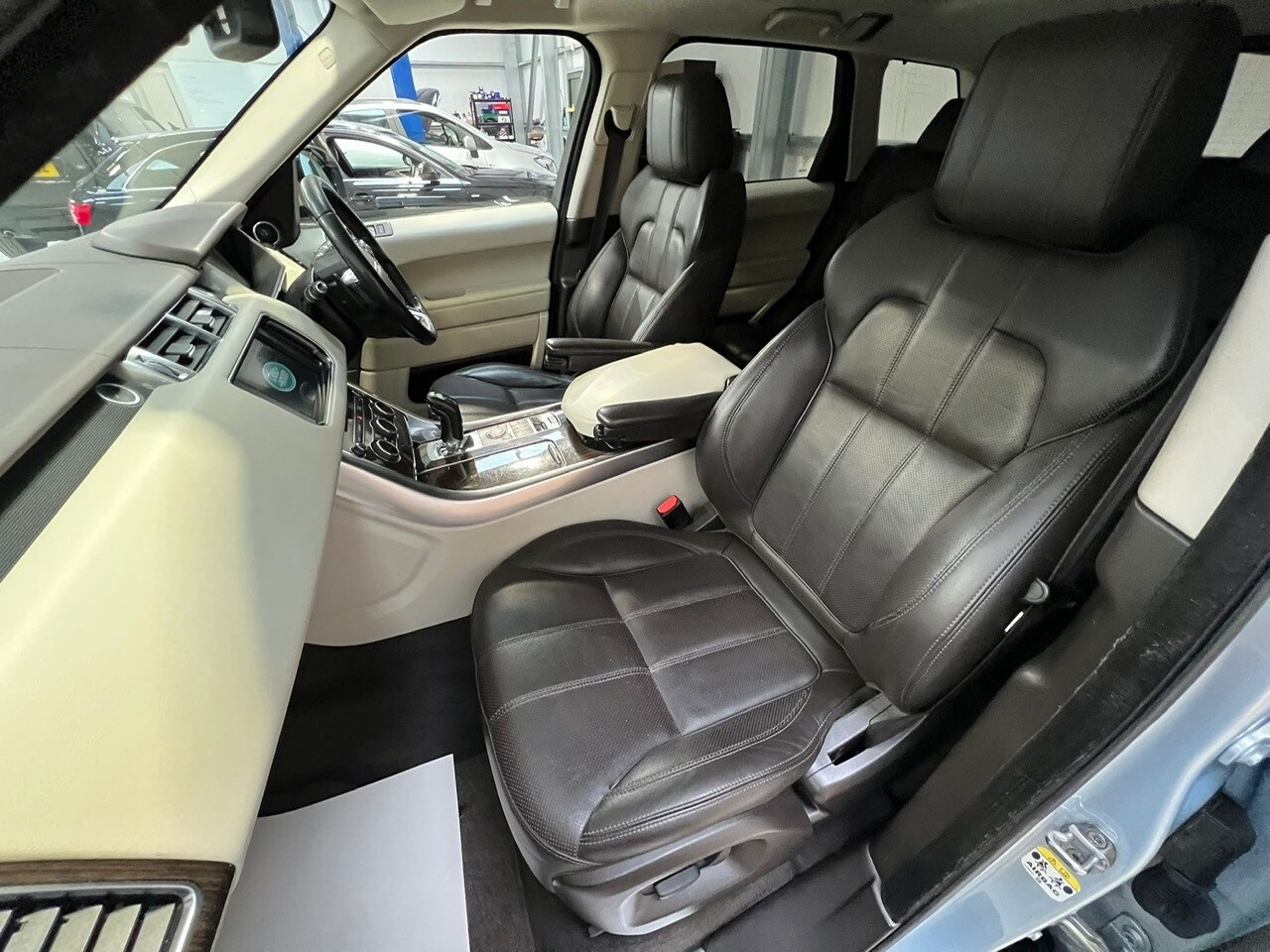 Used Land Rover Range Rover Sport 2014 for sale - 76363127: Photo 24