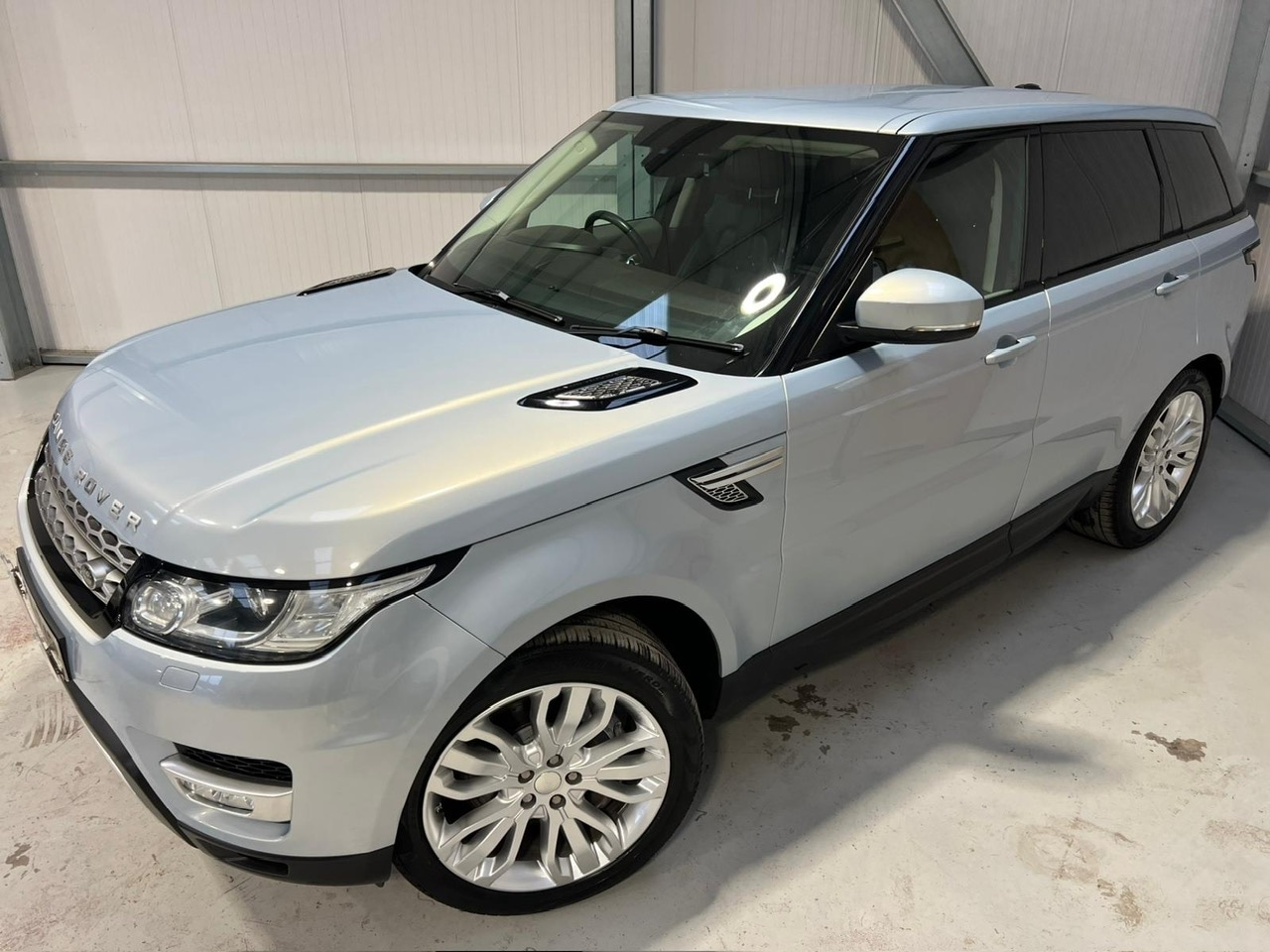 Used Land Rover Range Rover Sport 2014 for sale - 76363127: Photo 35