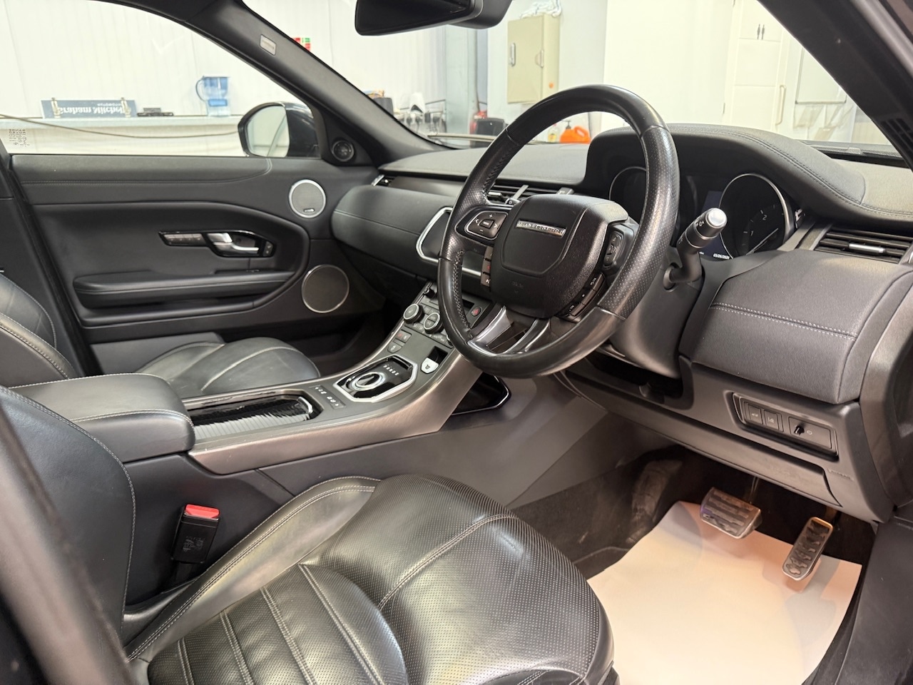 Used Land Rover Range Rover Evoque 2018 for sale - 78026460: Photo 17