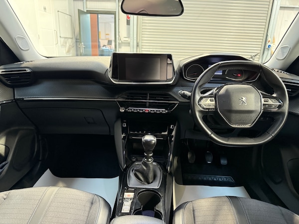 Used Peugeot 2008 2021 for sale - 76220382: Photo 17