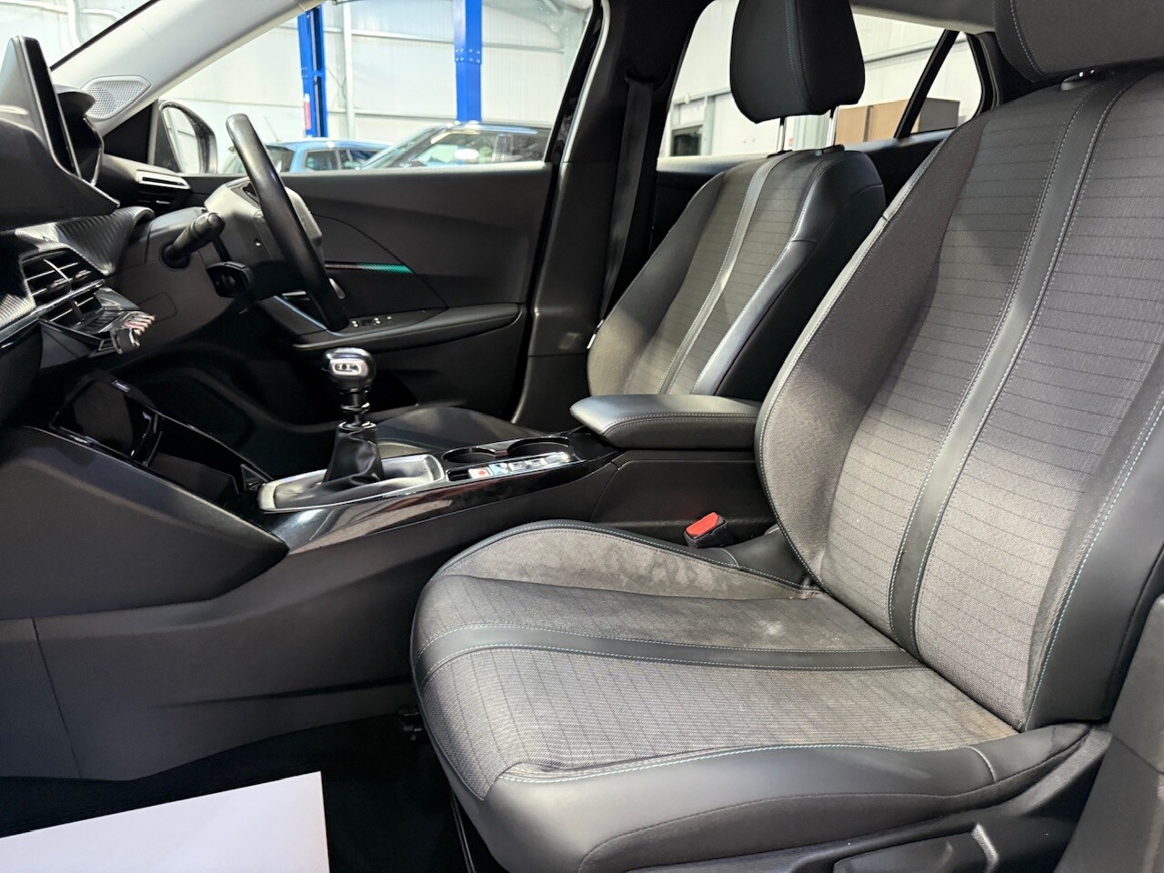 Used Peugeot 2008 2021 for sale - 76220382: Photo 19