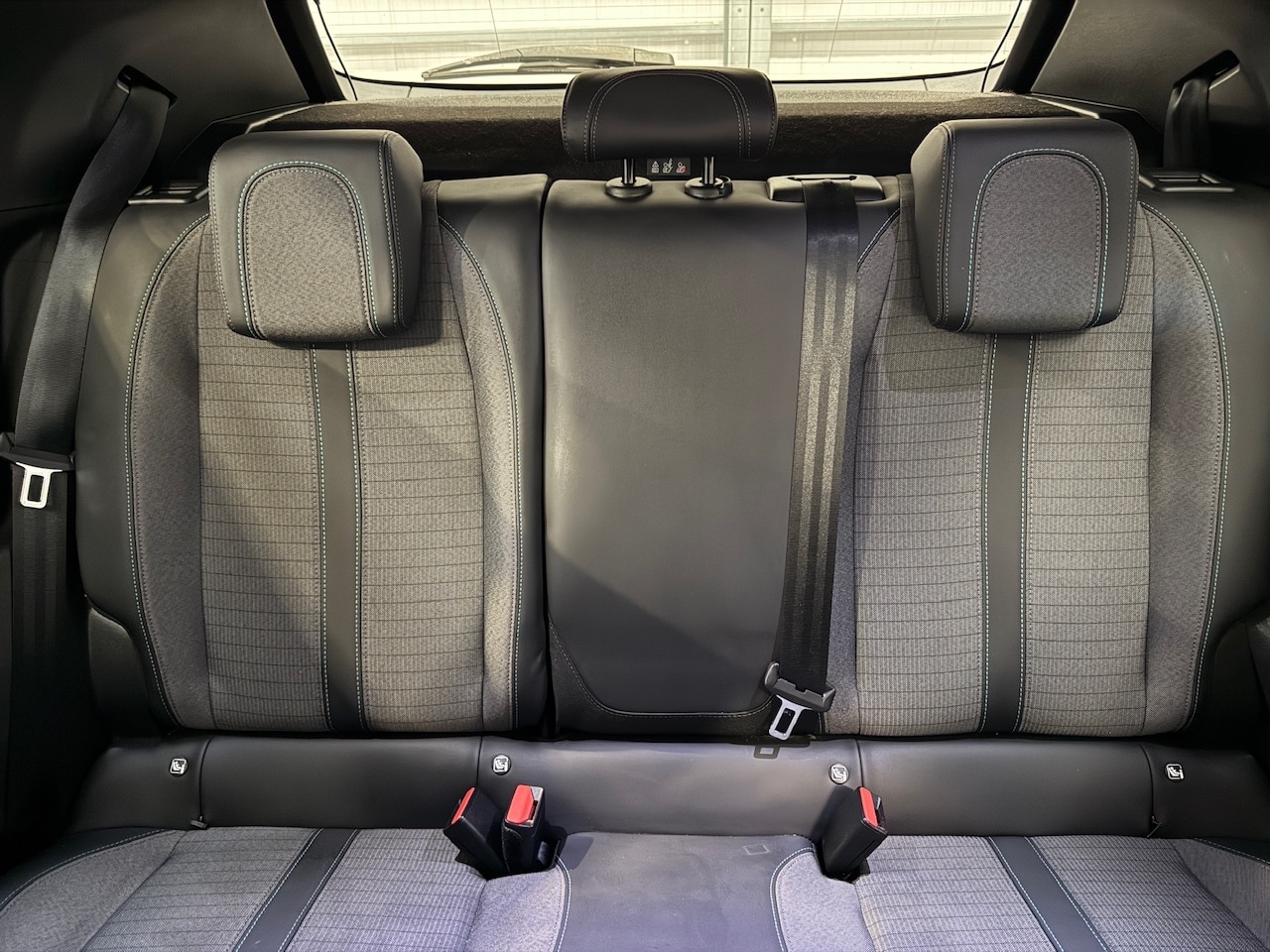 Used Peugeot 2008 2021 for sale - 76220382: Photo 27